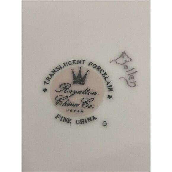 9" Blue Plate With Butterflies On It‎ - Picture 3 of 3